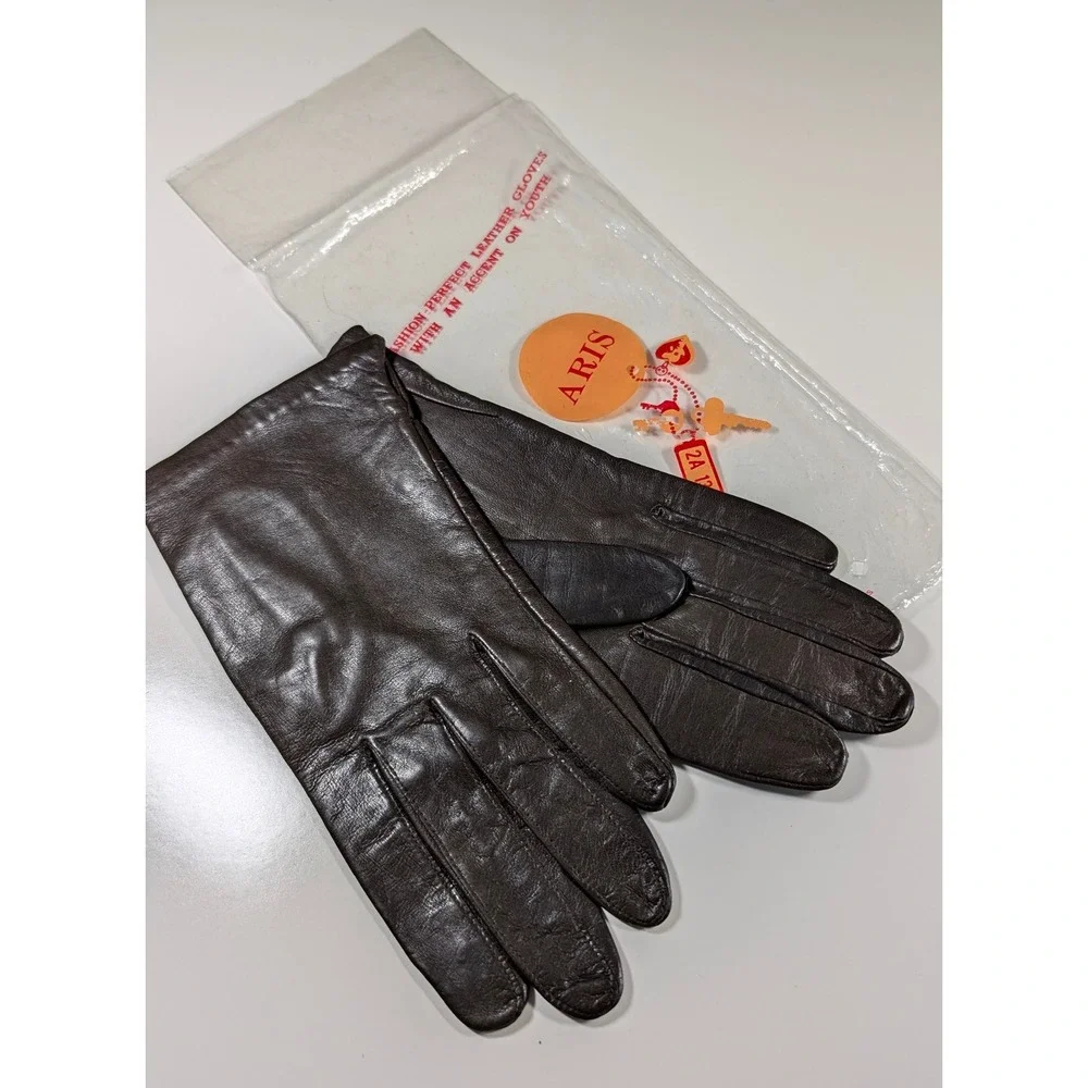 Aris Vintage Women Brown Leather Gloves Antron Nylon Lined Size 7.5 NWOT 2A 1342